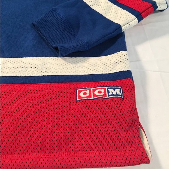 CCM Hockey Hall of Fame Sweatshirt - Picture 4 of 6